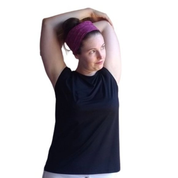 🔥 GAP | Body Fit Black Workout Athletic Gathered Top Sz Medium - Picture 1 of 8